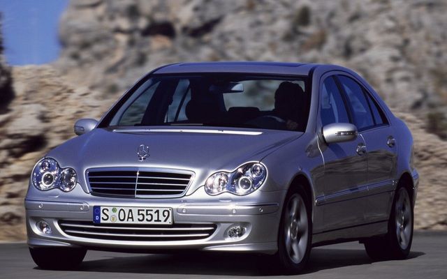 120 năm hành trình của lưới tản nhiệt Mercedes-Benz: Từ tấm bảo vệ đơn giản đến trung tâm cảm biến của xe điện - Hình 10.
