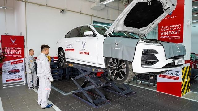 VinFast Lux A2.0 ra mắt với giá trên 650 triệu đồng, người hâm mộ Mitsubishi chia sẻ: Đây là cơ hội không thể bỏ lỡ, cần phải nhanh chóng, chỉ sợ bị trả cọc mất - Ảnh 5.