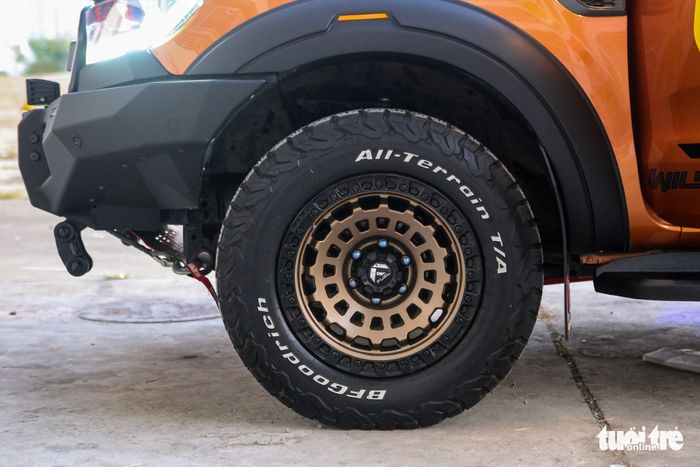 Ford Ranger được nâng cấp hệ thống âm thanh với chi phí hơn 400 triệu, trời sao như Rolls-Royce - Ảnh 11.
