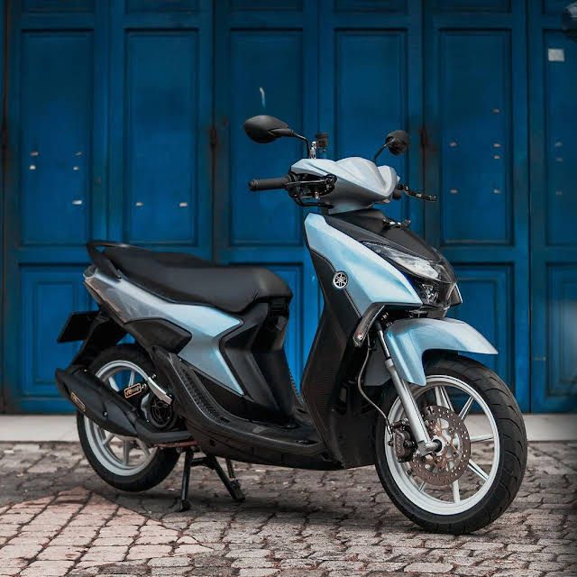 Xe ga giá dưới 30 triệu về Việt Nam: So sánh thiết kế và trang bị với Honda Vision.