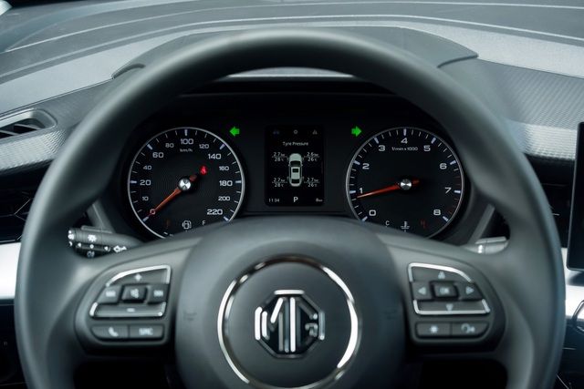 MG5 STD giá 515 triệu tại Việt Nam: Mua sớm chỉ 509 triệu, rẻ hơn City tiêu chuẩn - Ảnh 4.