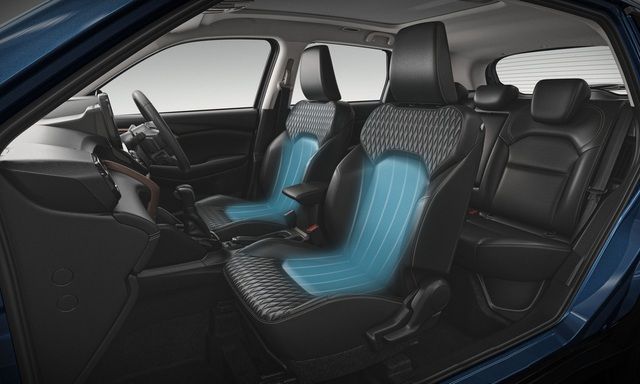 Suzuki Grand Vitara 2023 chính thức ra mắt: Cả nội thất lẫn ngoại thất gần như trùng hợp hoàn toàn với Toyota Hyryder - Hình 10.