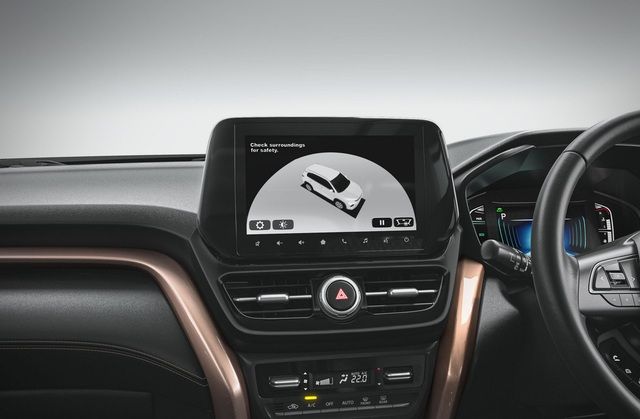 Suzuki Grand Vitara 2023 chính thức ra mắt: Cả nội thất lẫn ngoại thất gần như trùng hợp hoàn toàn với Toyota Hyryder - Hình 6.