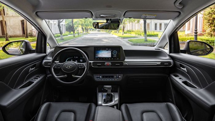 Hyundai Stargazer, Mitsubishi Xpander và Toyota Veloz Cross - Bạn chọn xe nào? - Hình 8.