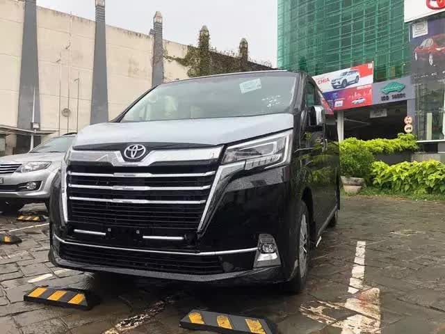 Toyota Granvia kết thúc hoạt động tại Việt Nam, tạo cơ hội cho Kia Carnival - Ảnh 1.