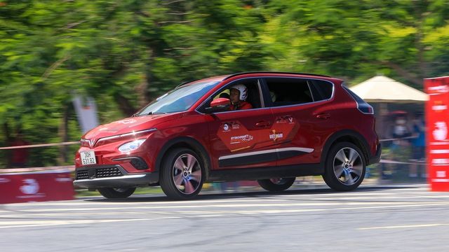 VinFast VF e34 - Lần đầu tiên tham gia đua sa hình tại Hải Phòng - Ảnh 8.