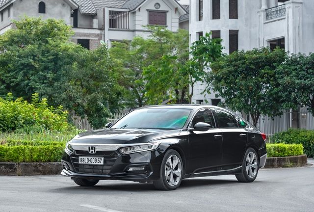 Ưu đãi lớn nhất từng có cho việc thanh lý Honda Accord 2020: Giảm giá tới 270 triệu đồng, tương đương với giá Toyota Camry phiên bản cơ bản - Ảnh 1.