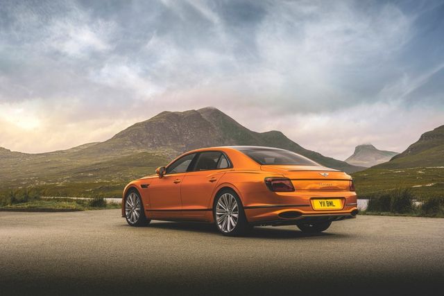 Ảnh chi tiết của Bentley Flying Spur Speed - dòng sedan 4 cửa nhanh nhất - Ảnh 9.