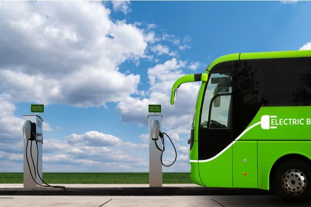 Không chỉ là xe điện mà còn là sự khác biệt so với những chiếc xe buýt truyền thống ở một chi tiết nhỏ nhưng quan trọng này - Ảnh 2.