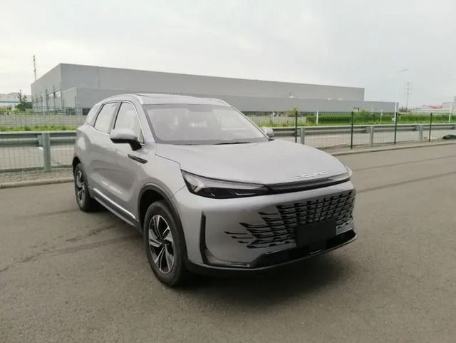 Beijing X7 Plus 2023 lộ diện: Xe đẹp như điện, to lớn hơn, sắp về Việt Nam - Hình 1.
