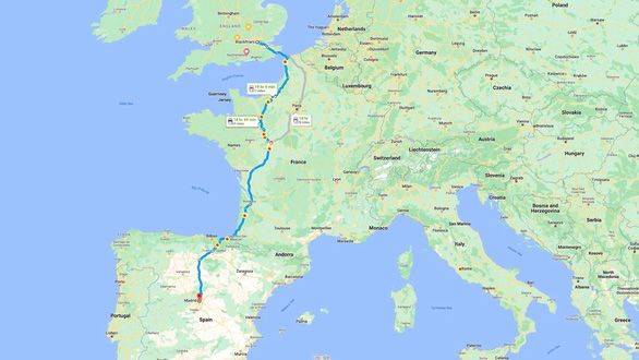 BMW 7-Series đi một mạch 1.650km mà vẫn còn nhiên liệu cho 155km - Hình 2.