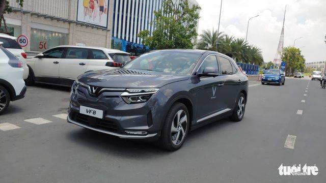 Dân lái thử VinFast VF 8: Có điều bất ngờ, nhưng cần cải thiện - Hình 2.