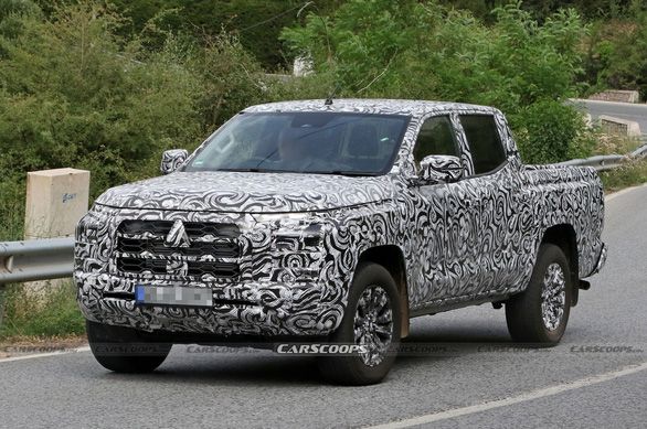 Mitsubishi Triton Mới Xuất Hiện với Mặt Trước Giống Như Outlander - Ảnh 2.