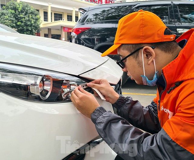 Cuộc chạy đua dán thẻ: Hơn 40.000 xe gặp vấn đề thẻ trùng, phải giải quyết như thế nào? - Ảnh 1.
