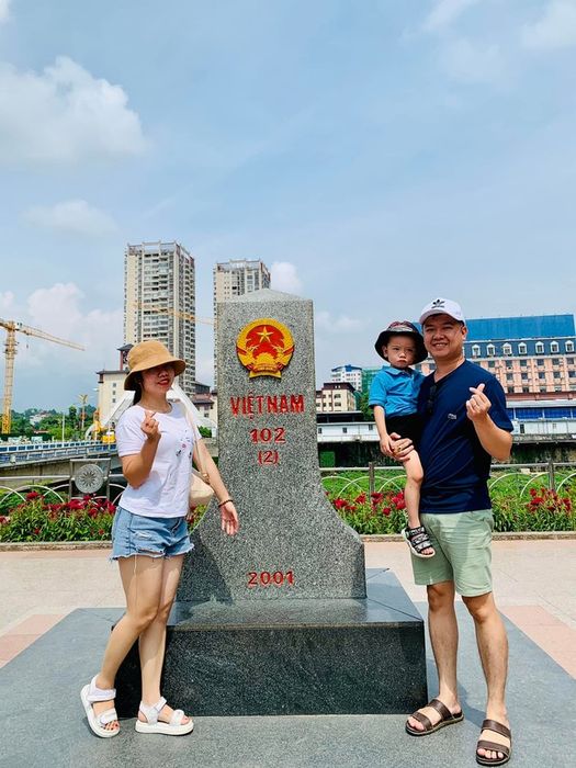 Gia đình trẻ tự lái xe hơn 1000km để chinh phục đỉnh Fansipan - Hình 4.