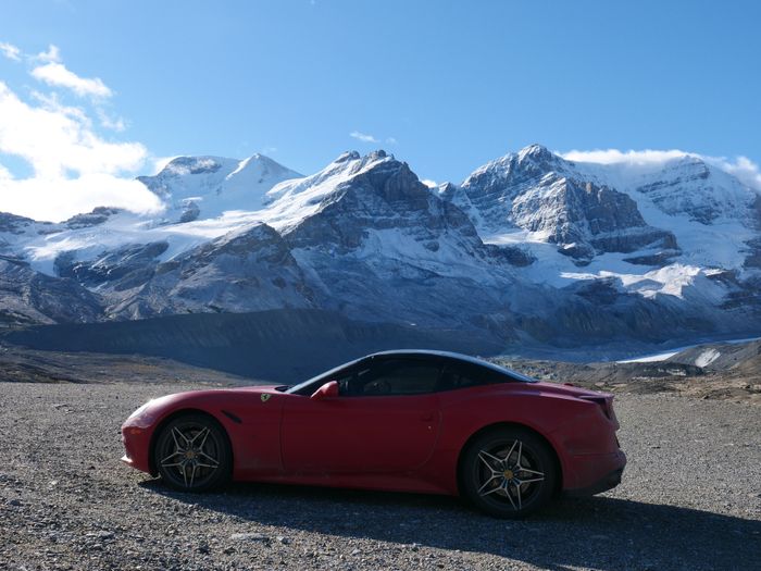 Phượt qua 3 quốc gia bằng siêu xe Ferrari: Hành trình gần 21.000km trong vòng 2 tháng - Ảnh 13.