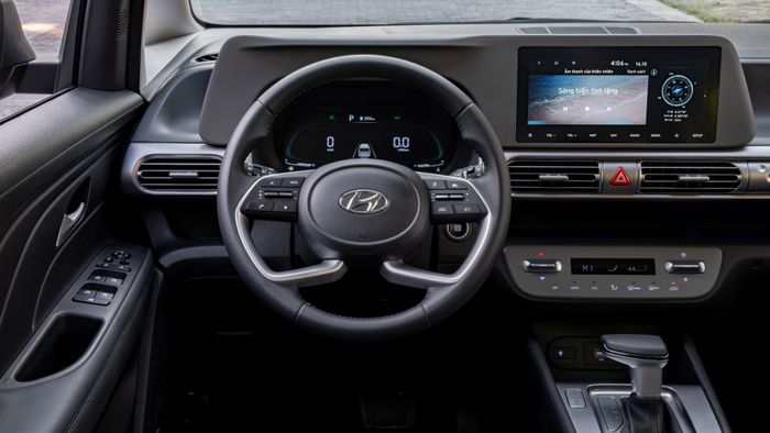 Hyundai Stargazer, Mitsubishi Xpander và Toyota Veloz Cross - Bạn chọn xe nào? - Hình 10.