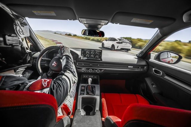 Civic Type R 2023 - Xe ô tô Honda sản xuất mạnh nhất, Ảnh 7.