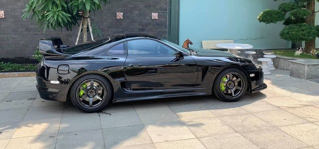 Siêu xe hiếm Toyota Supra thế hệ thứ 4 lộ diện sau một thời gian dài ẩn mình, gia nhập bộ sưu tập đình đám của Trung Nguyên Legend - Ảnh 2.