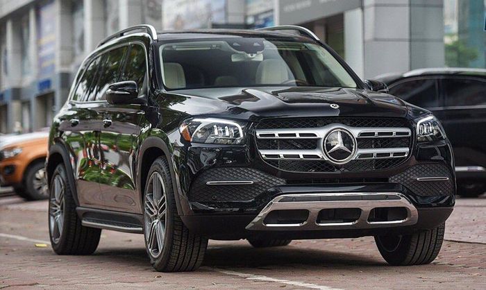 Volvo XC90 và Mercedes-Benz GLS cạnh tranh trong phân khúc xe sang cho gia đình 2022 - Hình 2.