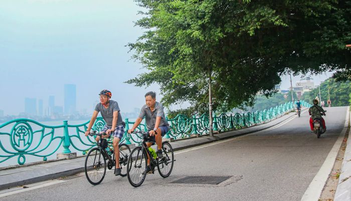 Các con đường lý tưởng cho những người mê đạp xe ở Hà Nội - Hình 3.