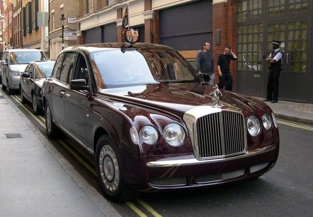 Bộ sưu tập các loại xe của Nữ hoàng Anh Elizabeth II - Hình 5.