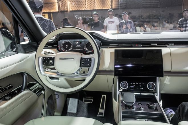 Hình ảnh chi tiết của Range Rover 2022
