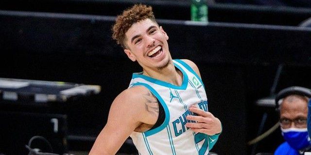 Danh sách siêu xe của các ngôi sao NBA - Hình 11.
