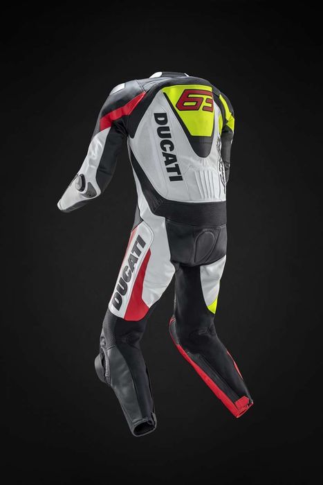 Ducati giới thiệu phiên bản giới hạn Lamborghini 2022 của Streetfighter V4 - Hình ảnh 10