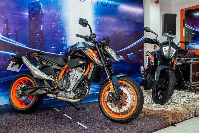 KTM giới thiệu 2 dòng xe mới tại thị trường Việt Nam: Giá từ 236 triệu đồng, thêm sức mạnh để đối đầu với nhóm xe Nhật - Ảnh 1.