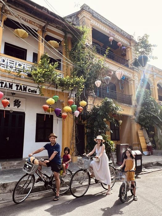 Gia đình ở TP. HCM lái xe bán tải hơn 10.000 km qua 3 nước Đông Dương trong 45 ngày khó quên - Ảnh 8.