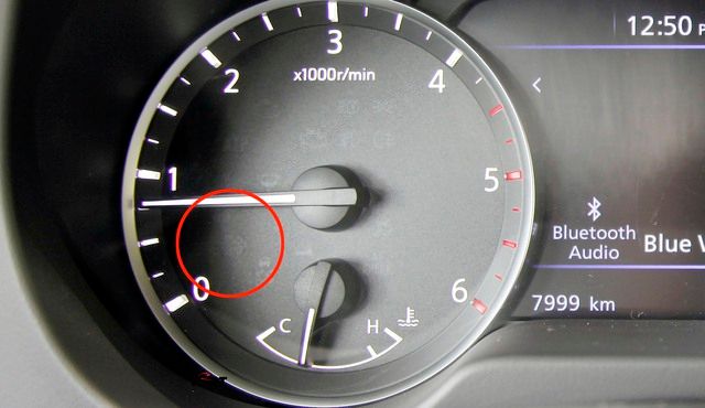 Bí mật của nút xì khói trên Nissan Navara 2.3L: Ý nghĩa đằng sau - Ảnh 2.