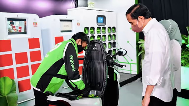 Xe máy điện đang phát triển mạnh mẽ tại thị trường hàng đầu thế giới, với nhiều điểm giống nhau với Việt Nam.