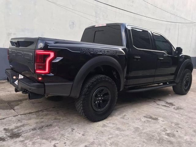 ‘Chiến tàu’ Ford F-150 Raptor 2019 siêu nhanh lướt trên thị trường với giá chỉ 'rẻ hơn gần 2 tỷ' so với xe mới - Ảnh 5.