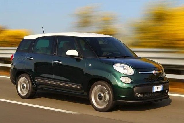 Các mẫu xe gây bất ngờ thành công về doanh số - Ảnh 7.