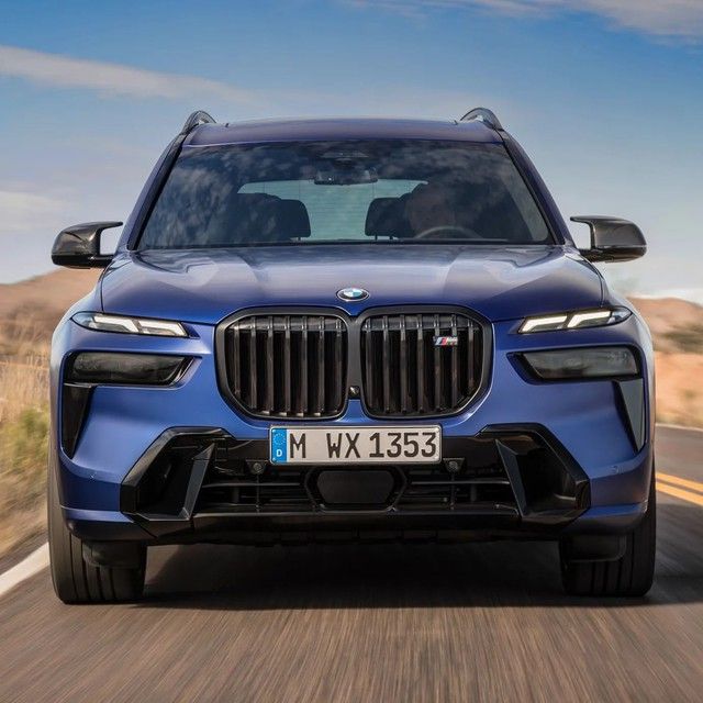 Đây là một lựa chọn thiết kế sáng suốt hơn cho BMW X7 để 'thu hút' khách hàng từ Lexus LX 600 và Mercedes-Benz GLS - Ảnh 1.