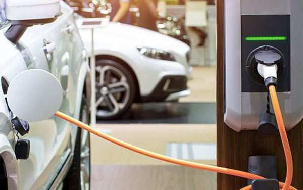 Con số ấn tượng cho thấy thị trường xe điện đang trải qua giai đoạn khó khăn: Amazon, Ford chi hơn 12,3 tỷ USD vào các dự án thất bại, một công ty mất đến 75% giá trị chỉ sau 1 năm - Ảnh 1.