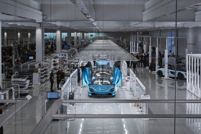 Sếp từ Ferrari chuyển đến McLaren, mẫu SUV đẳng cấp như Lamborghini Urus 'ra mắt với niềm tự hào' - Hình 2.