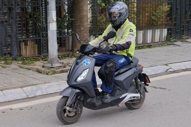VinFast thử nghiệm xe máy điện trên đường phố Việt Nam: Đỉnh công nghệ, chạy được 100km sau mỗi lần sạc đầy - Ảnh 2.