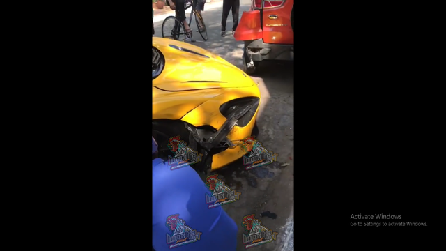 Siêu xe McLaren 720S Spider của 'thằng nhà giàu' ở Đà Nẵng bị hỏng nặng sau khi va chạm với Ford EcoSport - Ảnh 2.