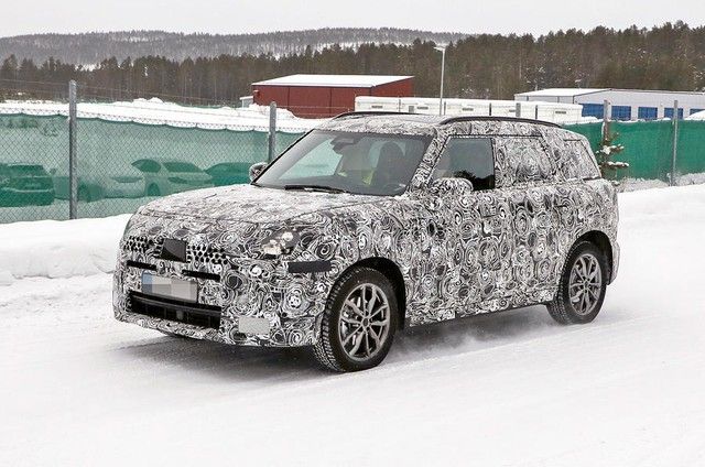 Vẽ ra một thiết kế hoàn toàn mới cho dòng SUV MINI: Không giống bất kỳ sản phẩm nào hãng đã giới thiệu trước đây - Ảnh 1.