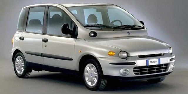 Những mẫu xe hơi châu Âu có thiết kế không được đánh giá cao - Ảnh 19.