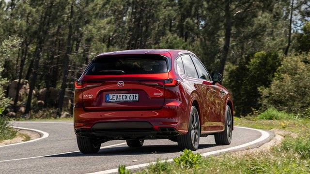 Trải nghiệm Mazda CX-60: Chỉ kém một chút so với Mercedes GLC và BMW X3 - Ảnh 6.