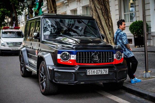 Chiếc Mercedes-AMG G 63 bản độ Brabus nổi tiếng từ TP. HCM đã vượt hàng nghìn cây số để đến Hà Nội - Hình 2.