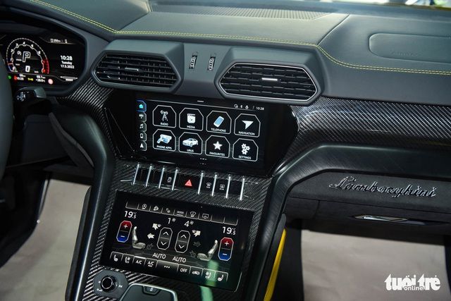 Lamborghini Urus Pearl Capsule - Siêu SUV độc nhất tại Việt Nam - Hình 9.