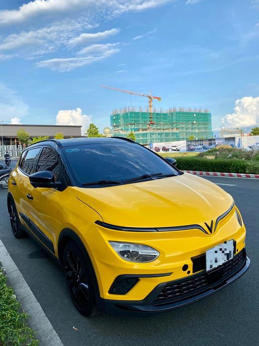 Chủ chiếc xe VinFast VF e34 đã tạo ấn tượng mạnh mẽ với cộng đồng mạng: Trông như siêu bò từ Ý - Ảnh 1.