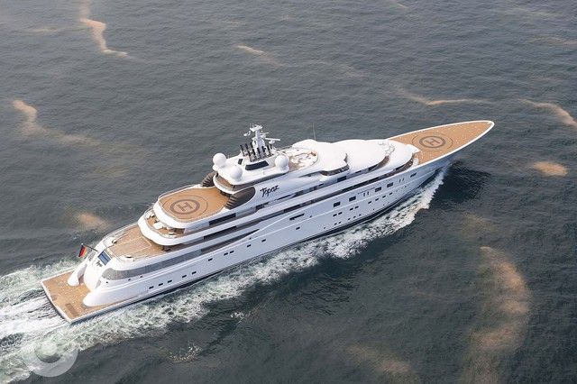Du thuyền siêu sang của tỷ phú Abu Dhabi, nơi diễn viên nổi tiếng Leonardo DiCaprio đã từng tổ chức tiệc xem bóng đá - Hình 2.