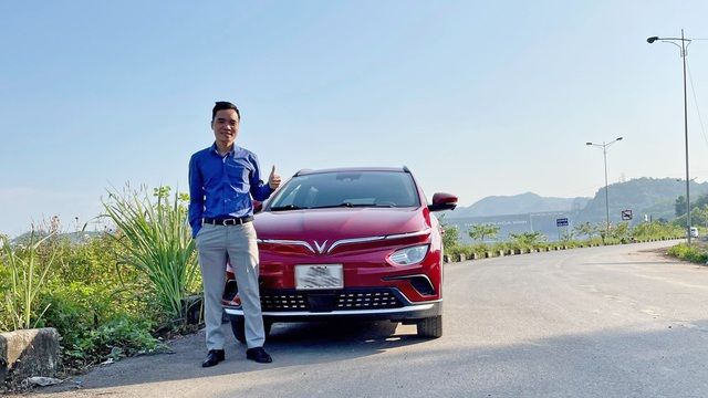 Chủ xe VinFast VF e34 tại Hoà Bình: Xe phù hợp cho đường đèo, sạc ban đầu có chút bất tiện nhưng biết cách sẽ dễ dàng thích nghi - Hình ảnh 5.