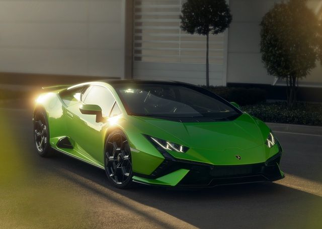 Lamborghini Huracan Tecnica: Kế thừa từ Evo và STO, sớm muộn Việt Nam cũng sẽ có mặt - Ảnh 1.