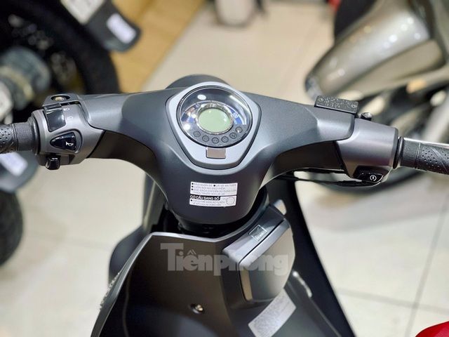  Honda Super Cub C125 'biển vàng' lên sàn, giá gần nửa tỷ - Hình 3.